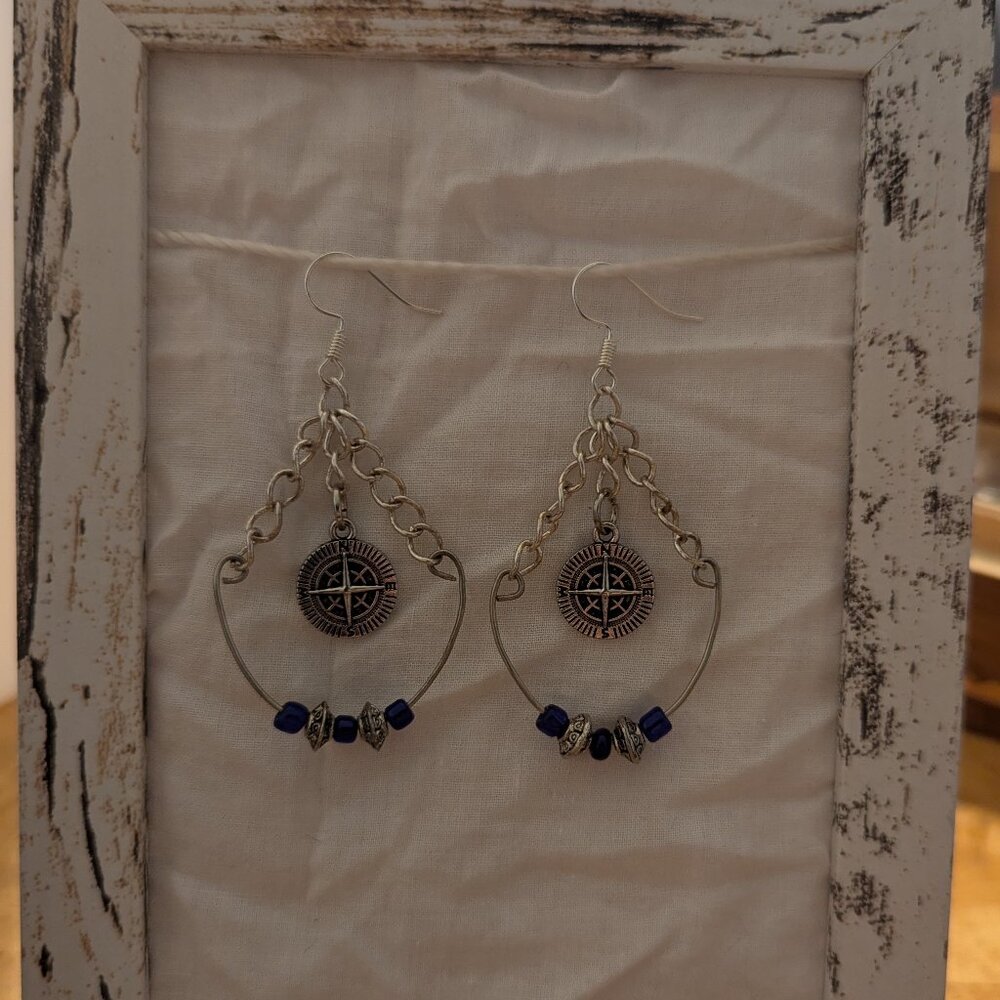 Pair of earrings - Picture 2 of 2
